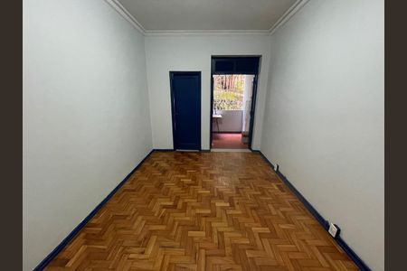 Apartamento à venda com 35m², 1 quarto e sem vaga