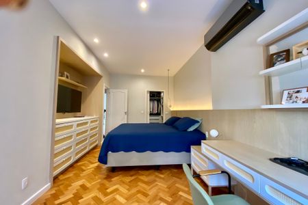 Apartamento à venda com 269m², 4 quartos e 1 vaga Apartamento à venda com 269m², 4 quartos e 1 vagaSuíte 1