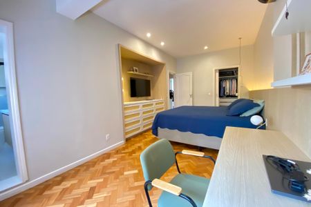 Apartamento à venda com 269m², 4 quartos e 1 vaga Apartamento à venda com 269m², 4 quartos e 1 vagaSuite 1