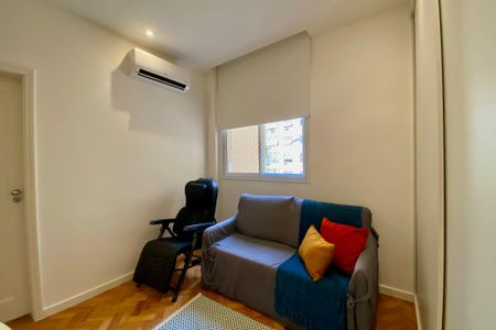 Apartamento à venda com 269m², 4 quartos e 1 vaga Apartamento à venda com 269m², 4 quartos e 1 vagaSuite 2