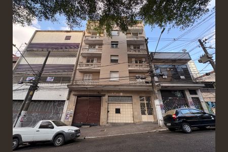 Apartamento para alugar com 120m², 2 quartos e 1 vagaFachada