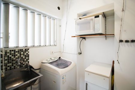 Apartamento para alugar com 70m², 2 quartos e 1 vagaÁrea de Serviço