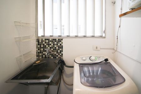 Apartamento para alugar com 70m², 2 quartos e 1 vagaÁrea de Serviço