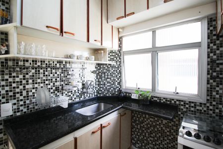 Apartamento para alugar com 70m², 2 quartos e 1 vagaCozinha