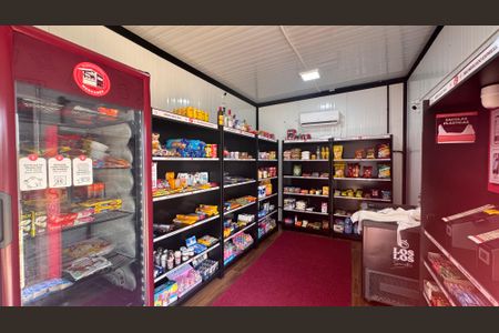 Apartamento para alugar com 40m², 2 quartos e 1 vagaMini Mercado