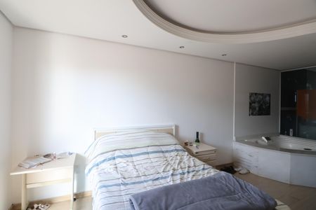 Casa à venda com 400m², 3 quartos e 2 vagasSuite