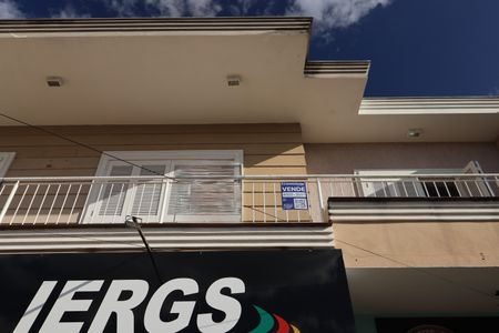 Casa à venda com 400m², 3 quartos e 2 vagasPlaca