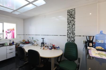 Casa à venda com 400m², 3 quartos e 2 vagasCozinha