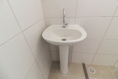 Apartamento para alugar com 35m², 2 quartos e sem vaga Apartamento para alugar com 35m², 2 quartos e sem vagaBanheiro
