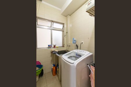 Apartamento à venda com 147m², 3 quartos e 2 vagas Apartamento à venda com 147m², 3 quartos e 2 vagasÁrea de Serviço