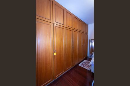 Apartamento à venda com 147m², 3 quartos e 2 vagas Apartamento à venda com 147m², 3 quartos e 2 vagasQuarto 1