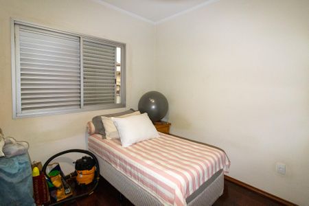 Apartamento à venda com 147m², 3 quartos e 2 vagas Apartamento à venda com 147m², 3 quartos e 2 vagasQuarto 2