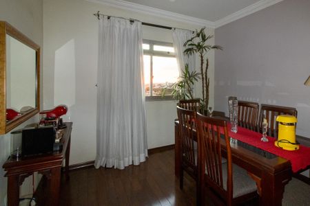 Apartamento à venda com 147m², 3 quartos e 2 vagas Apartamento à venda com 147m², 3 quartos e 2 vagasSala