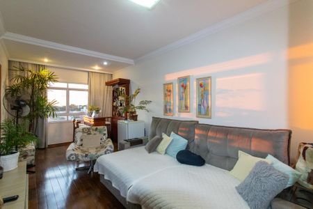 Apartamento à venda com 147m², 3 quartos e 2 vagas Apartamento à venda com 147m², 3 quartos e 2 vagasSala