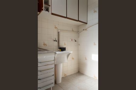 Apartamento à venda com 65m², 2 quartos e 1 vagaÁrea de Serviço