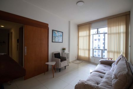 Apartamento à venda com 95m², 3 quartos e 1 vagaSala