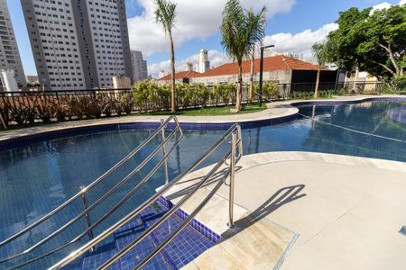 Apartamento à venda com 54m², 2 quartos e 1 vaga Apartamento à venda com 54m², 2 quartos e 1 vagaÁrea comum - Piscina