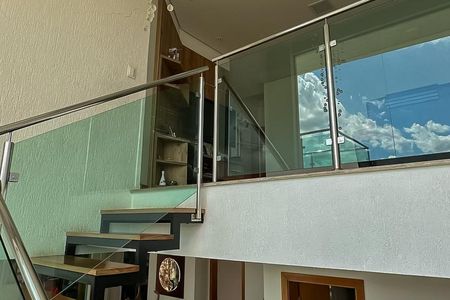 Casa à venda com 270m², 5 quartos e 3 vagasSala 2