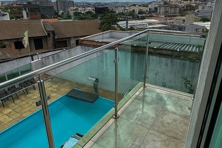 Casa à venda com 270m², 5 quartos e 3 vagasSala 2