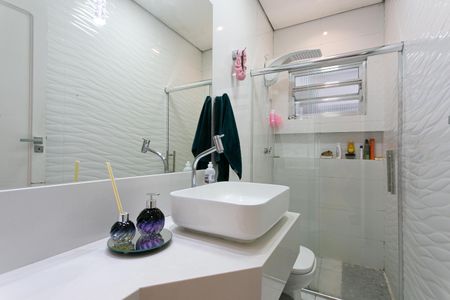 Casa à venda com 250m², 2 quartos e 1 vagaBanheiro 1