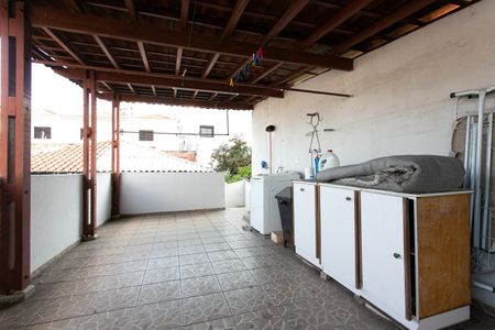 Casa à venda com 250m², 2 quartos e 1 vagaÁrea de Serviço