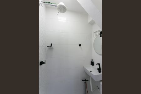 Casa à venda com 250m², 2 quartos e 1 vagaBanheiro 2