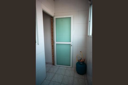 Apartamento para alugar com 100m², 3 quartos e sem vagaÁrea de Serviço 2