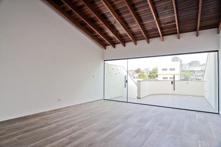 Casa à venda com 180m², 3 quartos e 1 vagaSala/Cozinha