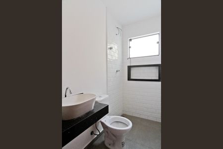 Casa à venda com 180m², 3 quartos e 1 vagaBanheiro