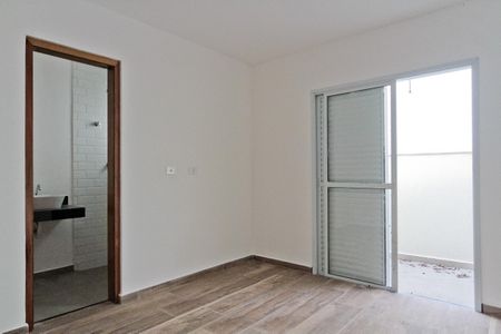Casa à venda com 180m², 3 quartos e 1 vagaSuíte
