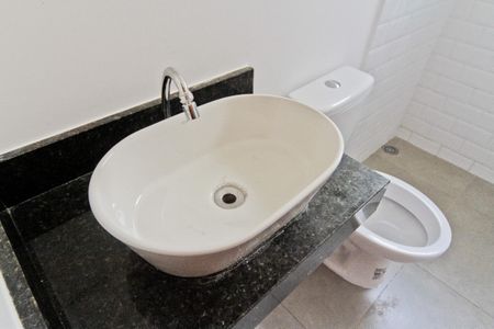 Casa à venda com 180m², 3 quartos e 1 vagaBanheiro