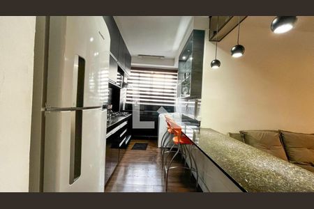 Apartamento à venda com 62m², 2 quartos e 2 vagas Apartamento à venda com 62m², 2 quartos e 2 vagasCozinha