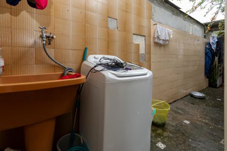 Casa para alugar com 110m², 2 quartos e 1 vaga Casa para alugar com 110m², 2 quartos e 1 vagaLavanderia