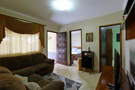 Casa à venda com 116m², 2 quartos e 2 vagasSala