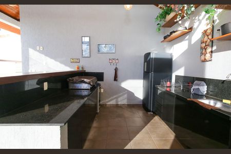 Casa à venda com 596m², 4 quartos e 8 vagas Casa à venda com 596m², 4 quartos e 8 vagasESPAÇO GOURMET