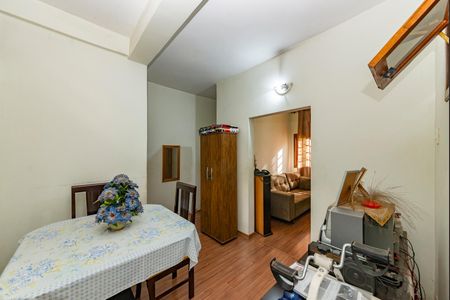 Casa à venda com 350m², 8 quartos e 1 vagaSala 2