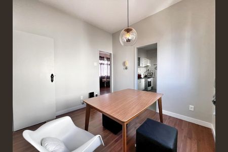 Apartamento para alugar com 100m², 3 quartos e 1 vagaSala