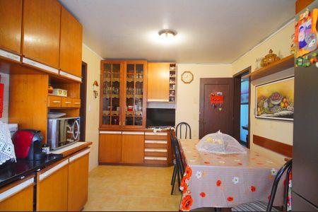 Casa à venda com 307m², 4 quartos e 2 vagasCozinha