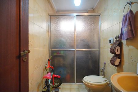 Casa à venda com 307m², 4 quartos e 2 vagasBanheiro 2