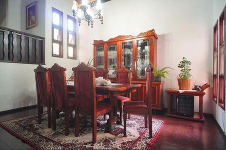 Casa à venda com 307m², 4 quartos e 2 vagasSala de Jantar