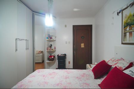 Casa à venda com 307m², 4 quartos e 2 vagasQuarto 1