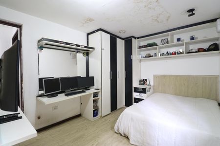 Casa para alugar com 352m², 4 quartos e 8 vagasQuarto 1