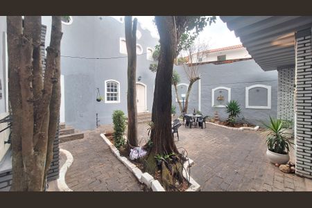 Casa para alugar com 352m², 4 quartos e 8 vagasÁrea Privativa