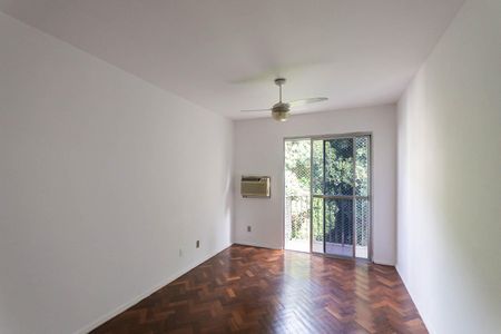 Apartamento à venda com 82m², 3 quartos e 1 vagaSala