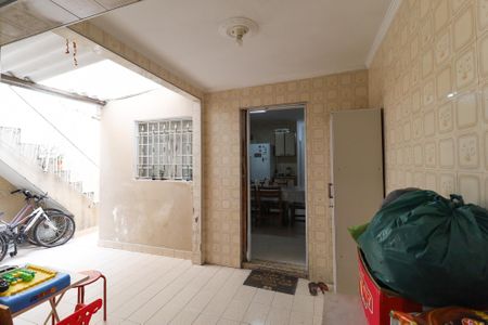 Casa à venda com 120m², 2 quartos e 2 vagasÁrea de serviço