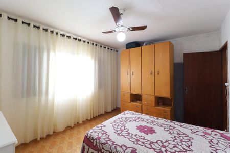 Casa à venda com 120m², 2 quartos e 2 vagasSuíte 2