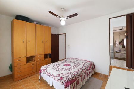 Casa à venda com 120m², 2 quartos e 2 vagasSuíte 2