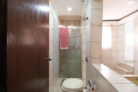 Casa à venda com 120m², 2 quartos e 2 vagasBanheiro Suíte 1 e 2