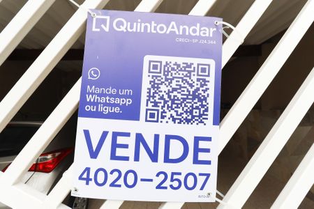 Casa à venda com 120m², 2 quartos e 2 vagasPlaca