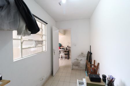 Casa à venda com 120m², 2 quartos e 2 vagasQuarto de serviço